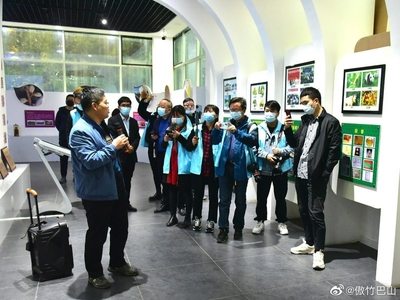 百名主播2021陜西果業(yè)產(chǎn)區(qū)行在周至縣拉開序幕